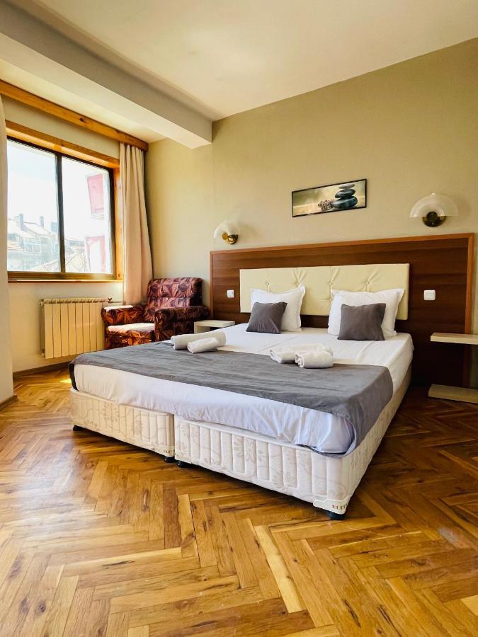 Private Rooms Trakiets Pomorie Esterno foto