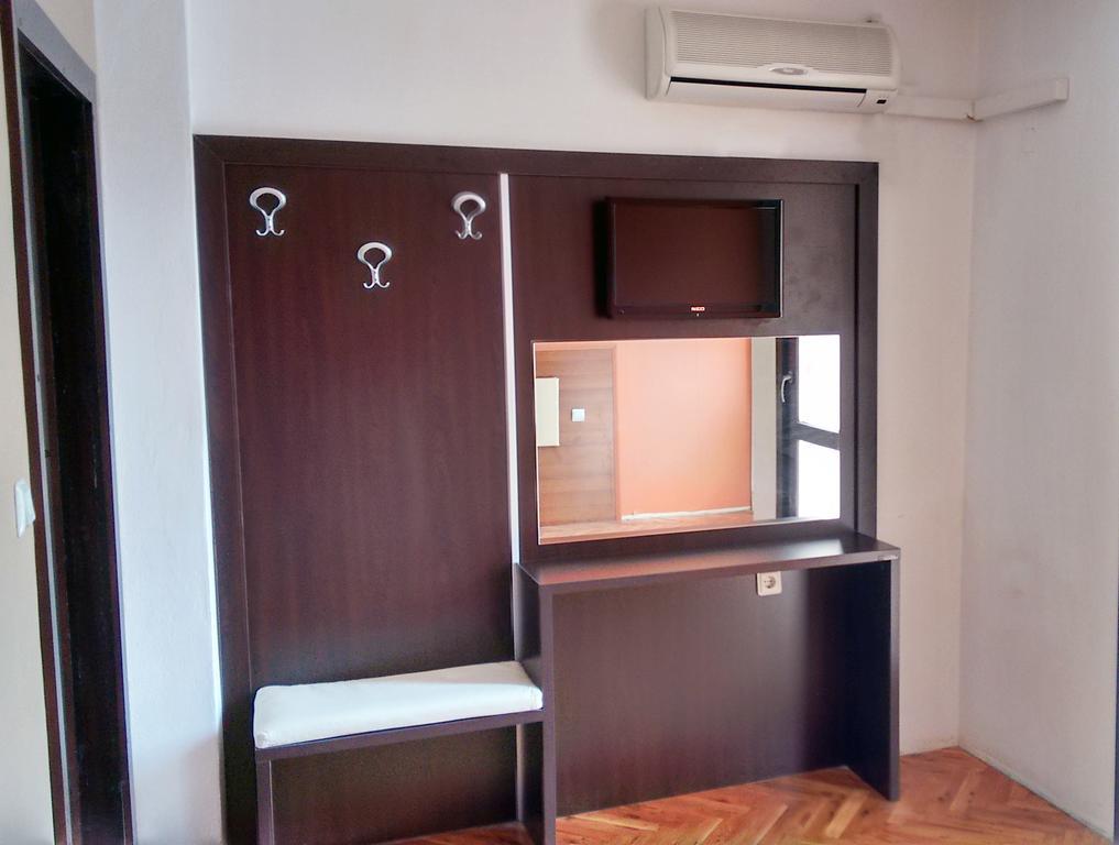 Private Rooms Trakiets Pomorie Esterno foto