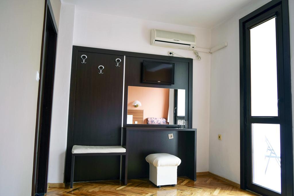 Private Rooms Trakiets Pomorie Esterno foto