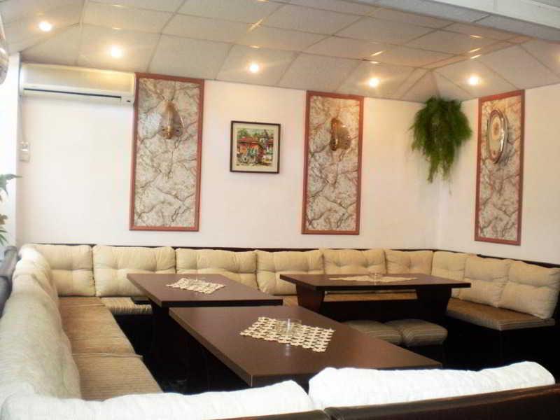 Private Rooms Trakiets Pomorie Esterno foto